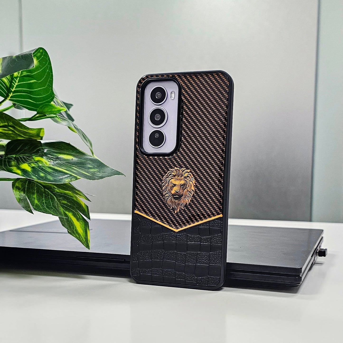 Oppo Reno 12 5G Luxury Lion Pattern Leather And Liquid Silicone Case