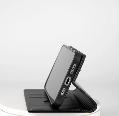 Vintage-style PU leather flip case for Oppo Reno13 5G